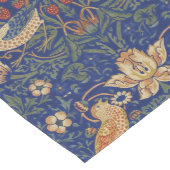 PixDezines William Morris Strawberry Thief Medium Tafelloper (Hoek)
