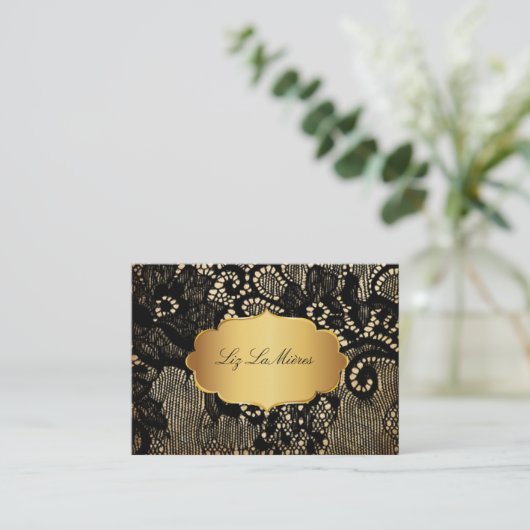 PixDezines  ZWARTE LACE/FAUX PARCHMENT Visitekaartje (Staand voorkant)