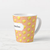 Pixel Art Pink & Yellow Battenberg Cake Pattern Latte Mok (Rechterhoek)