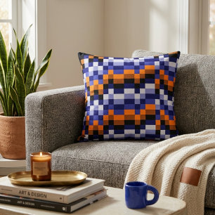 Pixel Art Worpillow – Blauw, Oranje & Aarde Kussen
