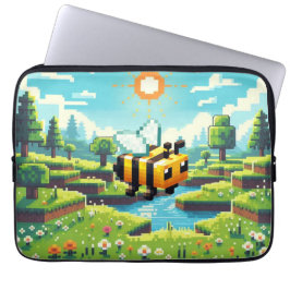 Pixel Buzz: De Zonnige Weide Avontuur Laptop Sleeve