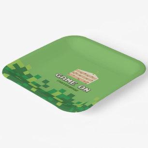 Pixelated spel op de uitnodiging van de kinderverj papieren bordje
