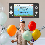 Pixels Arcade Video Game Controller Kids Birthday Spandoek<br><div class="desc">Een videogame-thema voor een verjaardagsfeestje van een kind is een geweldige manier om hun favoriete hobby tot leven te brengen. Dit unieke en leuke verjaardagsontwerp van kinderen heeft een pixelrijke grafische weergave en heldere, gedurfde kleuren die herinneren aan klassieke arcade games, samen met schattige, pixellated game-elementen zoals hart, munt, diamant,...</div>