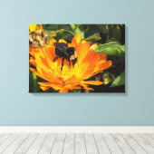 Pixerstick Sticker - Calendula en bij Canvas Afdruk (Insitu (Houten vloer))