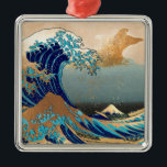 PixPix, Great Wave, Hokusai, 飾 の 神 Dezines 北 Dezin Metalen Ornament<br><div class="desc">PixDezinves  van Japanse kunst met faux gouden accenten. De Grote Golf van Kanagawa is een van de meest zichtbare ter wereld. The artiest Hokusai,  1832 (Edo Period). Het plaatsen van kinami als de grote golven,  NIET tsunami.  Digitaal verbeterd door PixDezines.
Copyright © 2008-2014 PixDezines.com™ en PixDezines™ op zazzle.com</div>