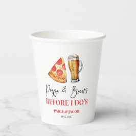 Pizza en drankjes voor de huwelijksrepetitie papieren bekers