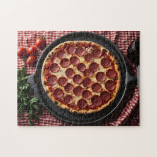 Pizza in pan op tafel legpuzzel
