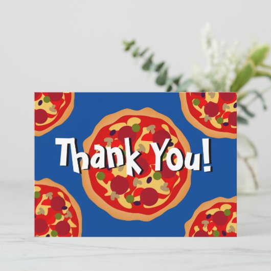 Pizza met toppings Verjaardagsfeestje bedankjes Bedankkaart (Staand voorkant)