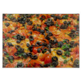 Pizza met zwarte olijven snijplank (Voorkant)