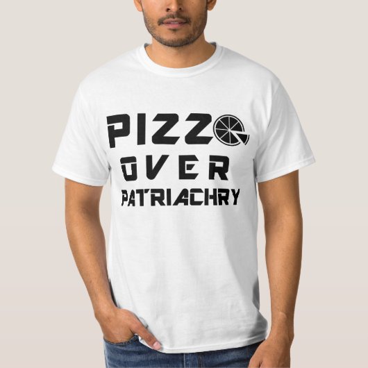 Pizza over patriarchie t-shirt (Voorkant)