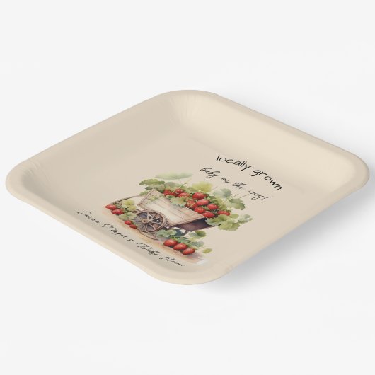 Plaatselijk geteelde boeren zetten aardbeienwagen  papieren bordje (Gebogen)