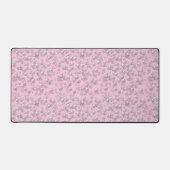 Plaatsers van wit-roze parels op roze fluweel bureaumat (Voorkant)