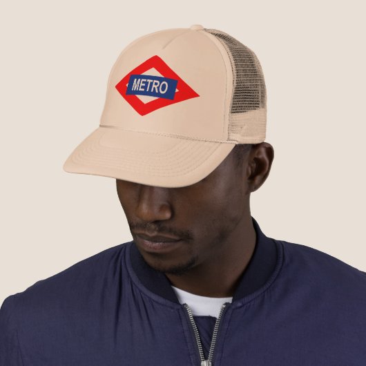 Placa de Metro de Madrid Trucker Pet (In situ)