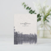 Placid bergmeerlandschap  foto blauw aankondigingskaart (Staand voorkant)