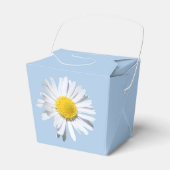 Placid Blue Daisy Wedding Favor Box Bedankdoosjes (Voorkant Zijde)