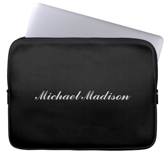 Plain minimalistische moderne kalligrafie zwarte k laptop sleeve (Voorkant)