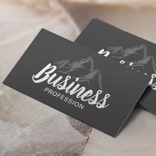 Plain Mountain Logo Typografie Donkergrijs Visitekaartje