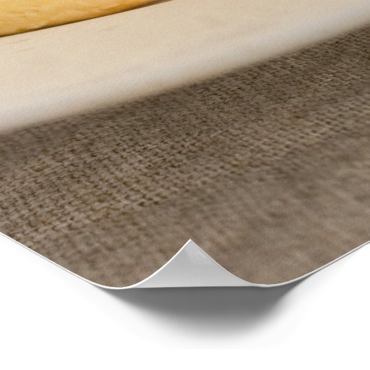 Plain scone met boter op bord poster (Hoek)