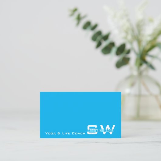 Plain Sky Blue White Modern met Monogram Simple Visitekaartje (Staand voorkant)