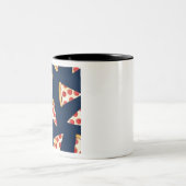 Plak van Pizza op de marine Tweekleurige Koffiemok (Center)