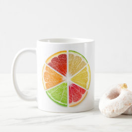 Plakjes citrusvruchten koffiemok