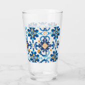 Plakken glazen waterfles met blauwe en bruine chec (Achterkant)