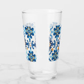 Plakken glazen waterfles met blauwe en bruine chec (Links)