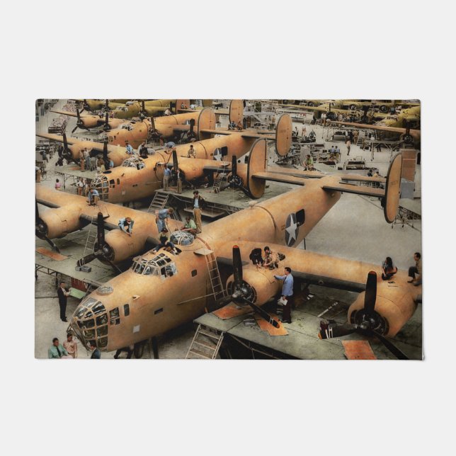 Plane - Factory - The Great Liberator 1943 Deurmat (Voorkant)