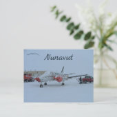 Plane in Arctic Bay Nunavut Canada Briefkaart (Staand voorkant)