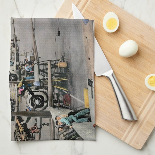 Plane - 's werelds snelste productielijn 1942 theedoek (Quarter Fold)