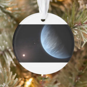 Planeet K2-18b, gastheer ster en bijbehorende plan Ornament