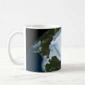 Planet Earth met Zee-ijsdekking in 1980. Koffiemok (Links)