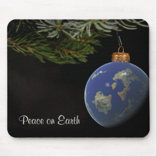 Planet Earth ornament op pijnbomen Muismat
