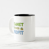 Planet over winst - Duurzaamheid tweetone koffie Tweekleurige Koffiemok (Voorkant links)