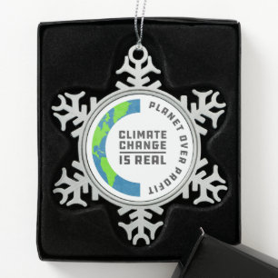 Planet over winst klimaatverandering door wereldwi tin sneeuwvlok ornament