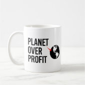 Planet over winst koffiemok (Links)