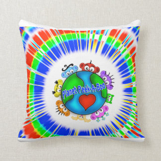 Planet Peek-A-Boo Pillow Kussen