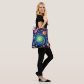 Planetaire Draaiing Tote Bag (Op model)