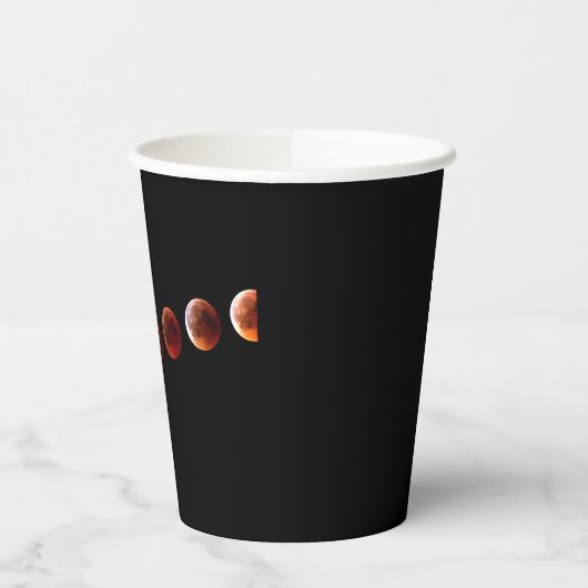 Planeten in zonnestelsel zoals het leven papieren bekers (Links)