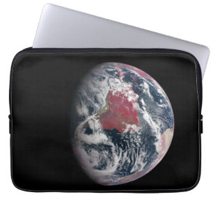 Plant groei op Planet Earth. Laptop Sleeve