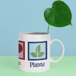 Plant Nursery Peace Love Planten Koffiemok<br><div class="desc">Peace Love Planten. Een schattig geschenk voor een liefhebber van planten en botanie. Koel cadeau voor een tuinbouwkundige of botanist.</div>