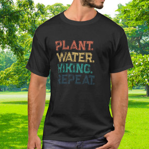 Plant Water Wandelen Herhaal Kleurrijke Typografie T-shirt