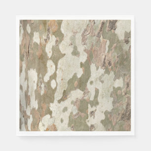 Plantenboomcamouflage ziet uit op barstpatroon servet