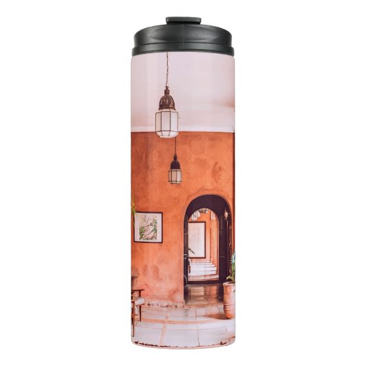 PLANTERS MET PLANT NAAR RUGRUIMTE BINNENKANT THERMOSBEKER (Voorkant)