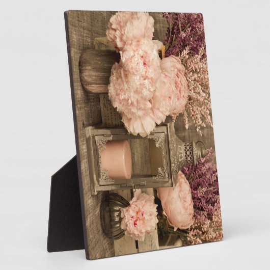 Plaque w/ Easle Peonies, Lantern and Crates Fotoplaat (Zijkant)