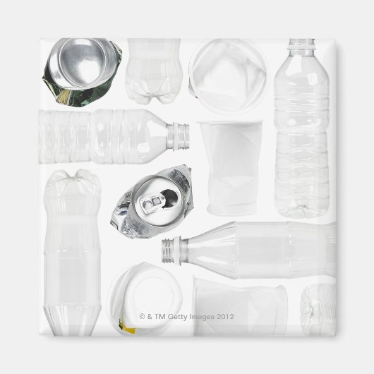 Plastic flesjes, kopjes en blikjes met aluminium magneet (Voorkant)