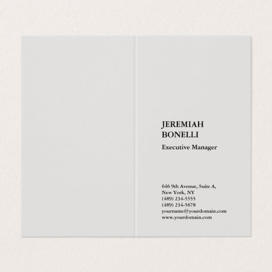 Platinum grijs minimalistisch modern hoog geperste visitekaartje (Buitenkant ongevouwen)