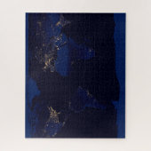 Plattegrond van de aarde met de stadslampen van de legpuzzel (Verticaal)