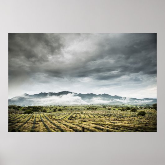 Plattelandsgebieden onder het Cloudy Sky Poster (Voorkant)