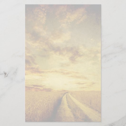 Plattelandsweg door het veld briefpapier (Voorkant)
